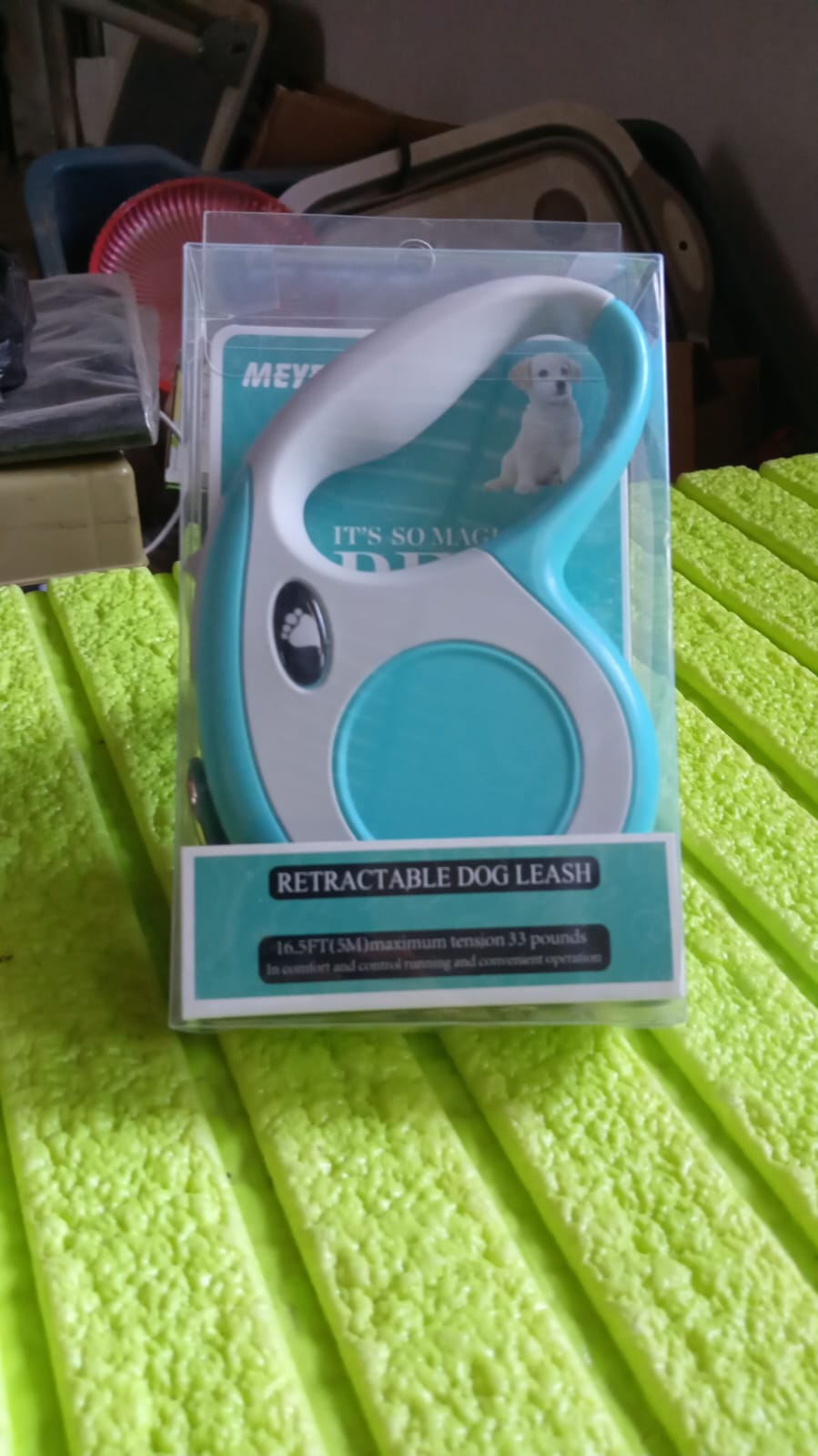 8519 Retractable Dog Leash, Pet Walking Leash with Anti-Slip Handle, Strong Nylon Tape, Tangle-Free, One-Handed One Button Lock & Release, Suitable for Small / Medium Dog Or Cat, 16.5 ft (5 m) 8519 Retractable Dog Leash, Pet Walking Leash with Anti-Slip Handle, Strong Nylon Tape, Tangle-Free, One-Handed One Button Lock & Release, Suitable for Small / Medium Dog Or Cat, 16.5 ft (5 m)